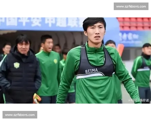 晋鹏翔 “伊夫耶库里” 响彻金州！大连球迷力挺第六外援